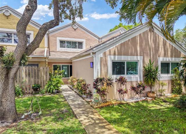 Property at 1325 NW 123rd Ter, Pembroke Pines, FL 33026, 3 beds, 3 baths