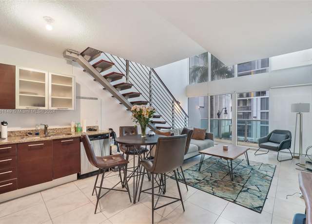 Property at 41 SE 5th St #304, Miami, FL 33131, 1 bed, 1.5 baths
