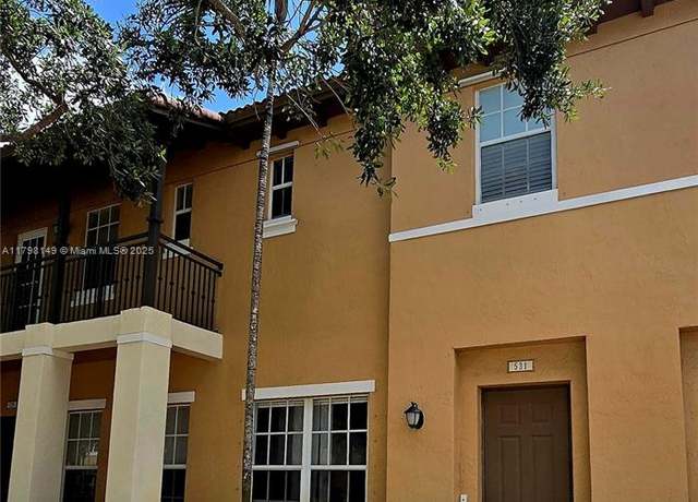 Property at 531 SW 147th Ave Unit 2-4, Pembroke Pines, FL 33027, 2 beds, 2.5 baths