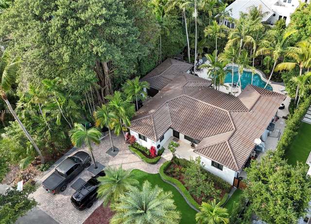 Property at 465 NE 52nd St, Miami, FL 33137, 3 beds, 2 baths