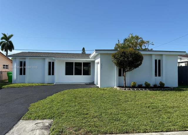 Property at 8981 NW 24th St, Sunrise, FL 33322, 3 beds, 2 baths