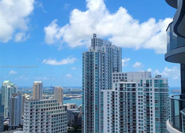Property at 1000 Brickell Plz #4314, Miami, FL 33131, 1 bed, 1.5 baths