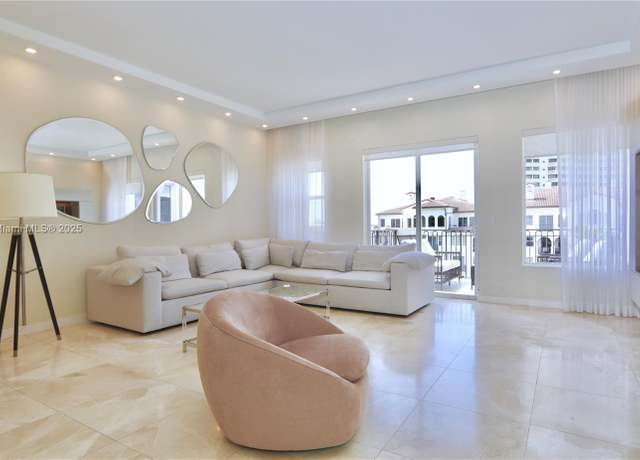 Property at 3900 Island Blvd Ph 2, Aventura, FL 33160, 2 beds, 2 baths