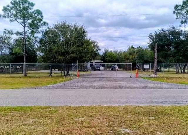 Property at 745 Appaloosa Ave, Clewiston, FL 33440, 1 bed, 1 bath