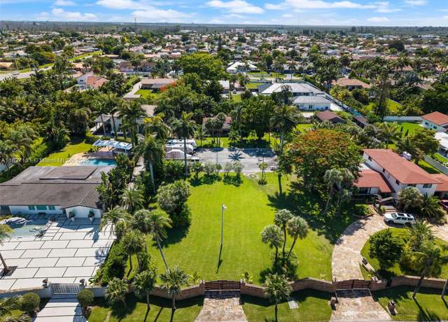 Property at 310 NW 130th Ave, Miami, FL 33182, 2 beds, 1 bath
