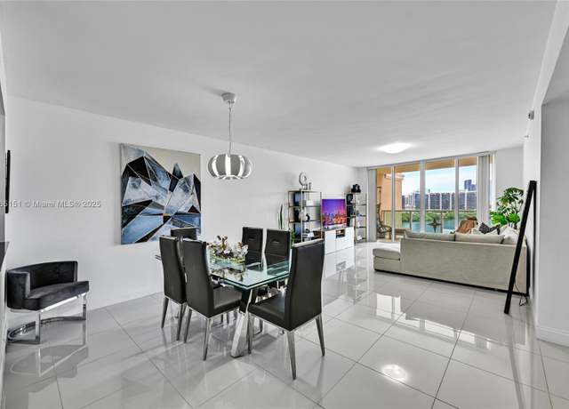 Property at 3330 NE 190th St #1217, Aventura, FL 33180, 2 beds, 2.5 baths