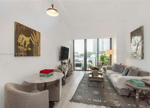 Property at 121 NE 34th St Unit L206, Miami, FL 33137, 1 bed, 1 bath