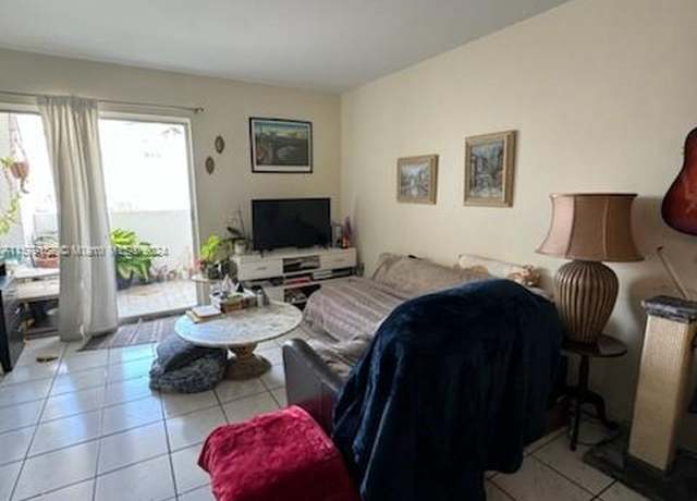 Property at 2000 Biarritz Dr #404, Miami Beach, FL 33141, 1 bed, 1 bath