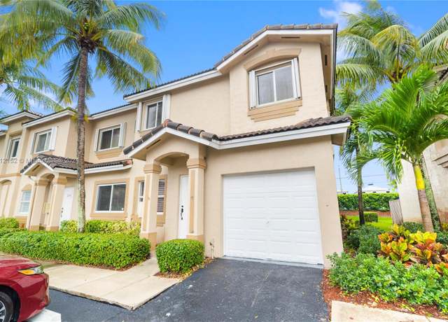 Property at 2316 SE 24th Ave #2316, Homestead, FL 33035, 4 beds, 2.5 baths