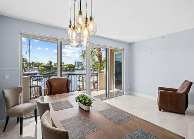 Property at 1414 SE 12th St Unit 1B, Fort Lauderdale, FL 33316, 2 beds, 2.5 baths