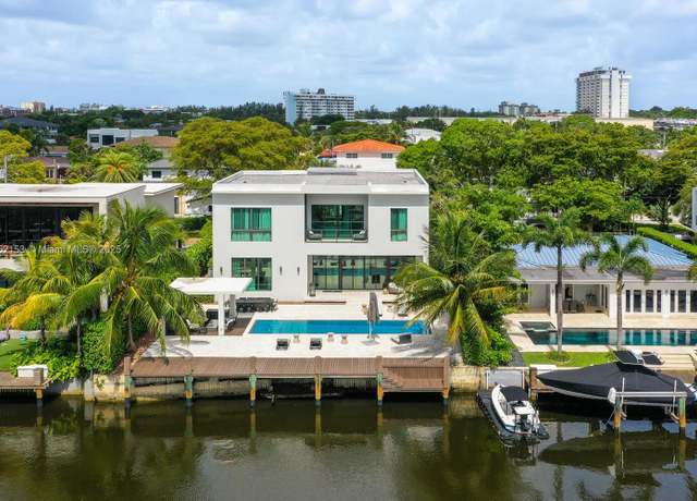 Property at 13145 Coronado Ln, North Miami, FL 33181, 8 beds, 8.5 baths