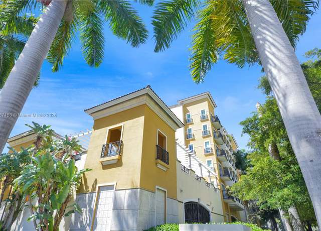 Property at 20 Calabria Ave #302, Coral Gables, FL 33134, 2 beds, 2 baths