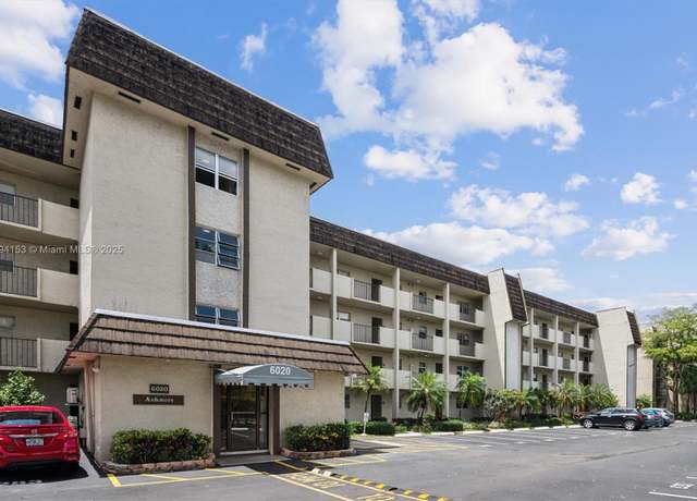 Property at 6020 NW 44th St #309, Lauderhill, FL 33319, 2 beds, 2 baths