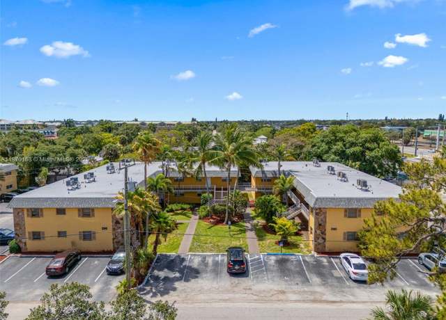 Property at 200 Croton Ave #111, Lantana, FL 33462, 2 beds, 2 baths