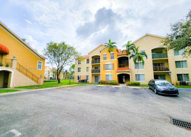 Property at 4151 San Marino Blvd #202, West Palm Beach, FL 33409, 3 beds, 2 baths