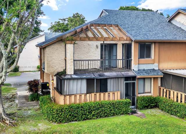 Property at 66 Wimbledon Lake Dr, Plantation, FL 33324, 3 beds, 2 baths