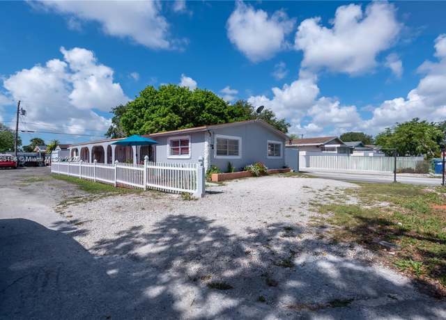 Property at 2800 NW 94th St, Miami, FL 33147, 8 beds, 6 baths
