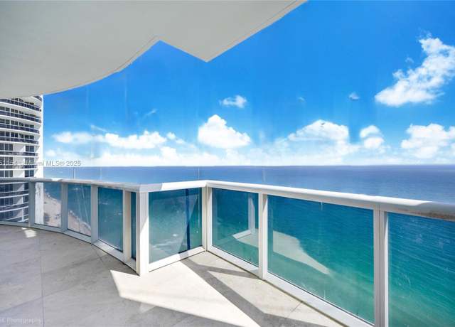 Property at 18101 Collins Ave #4909, Sunny Isles Beach, FL 33160, 3 beds, 3.5 baths