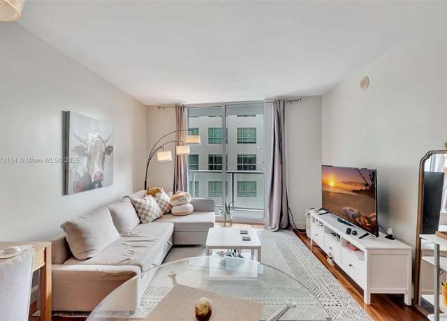 Property at 185 SW 7th St #1708, Miami, FL 33130, 1 bed, 1 bath