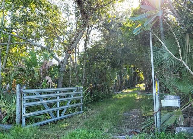 Property at 30809 SW 214th Ave, Homestead, FL 33030