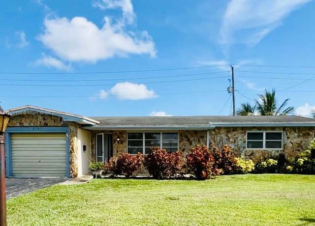 Property at 8151 NW 15th Ct, Pembroke Pines, FL 33024, 2 beds, 1 bath