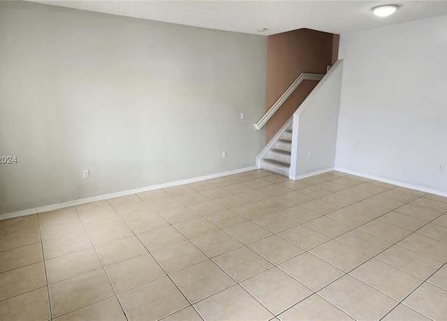 Property at 2318 SE 23rd Ter #2318, Homestead, FL 33035, 2 beds, 2.5 baths