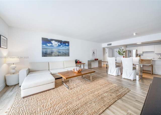 Property at 2301 Collins Ave #1001, Miami Beach, FL 33139, 1 bed, 1 bath