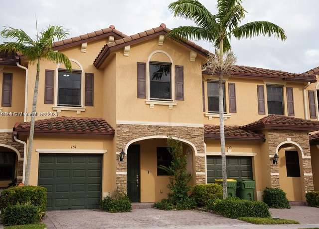 Property at 151 SE 34th Ave #151, Homestead, FL 33033, 3 beds, 2.5 baths