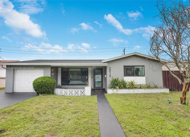 Property at 2015 N Park Rd, Hollywood, FL 33021, 3 beds, 2 baths