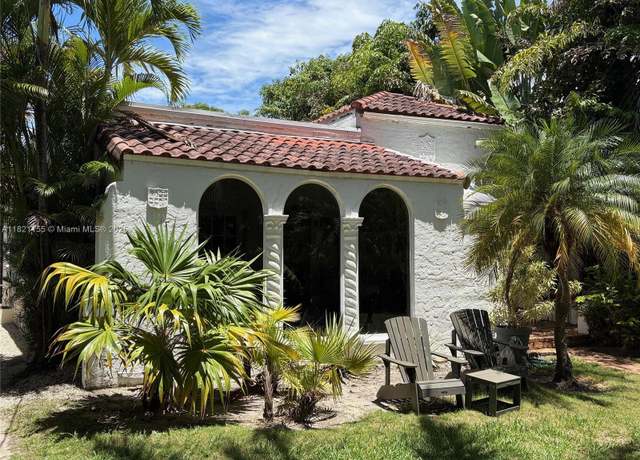 Property at 3767 Royal Palm Ave, Miami Beach, FL 33140, 5 beds, 3 baths