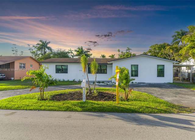 Property at 14760 S Spur Dr, Miami, FL 33161, 6 beds, 3 baths