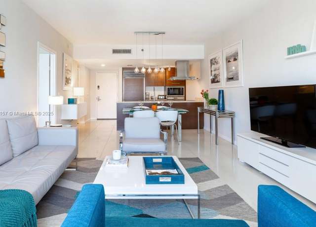 Property at 485 Brickell Ave #3906, Miami, FL 33131, 1 bed, 1 bath