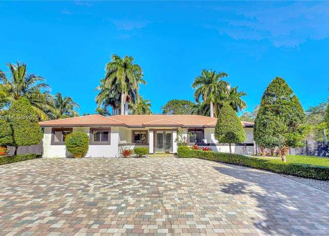Property at 12301 SW 240th St, Homestead, FL 33032, 3 beds, 4.5 baths