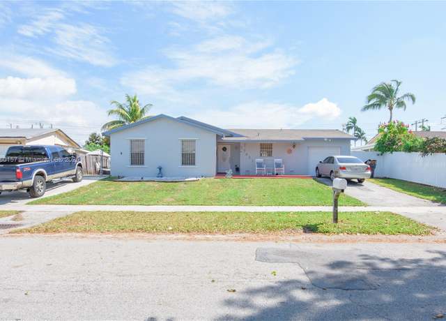 Property at 25631 SW 130th Ave, Homestead, FL 33032, 3 beds, 2 baths