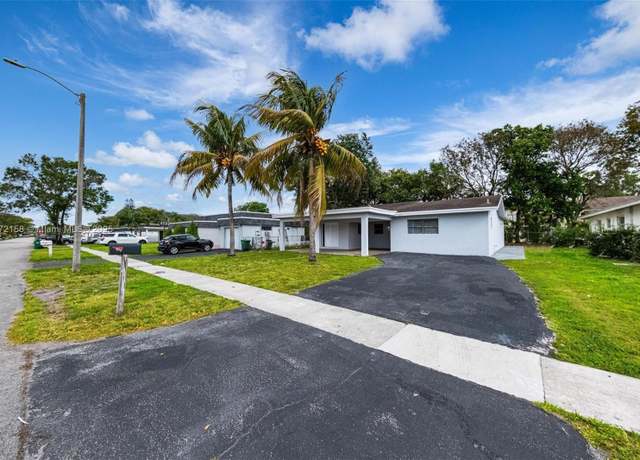 Property at 6941 NW 84th St, Tamarac, FL 33321, 3 beds, 2 baths