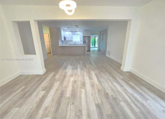 Property at 5101 SW 6th Ct, Margate, FL 33068, 4 beds, 3 baths