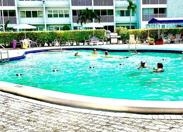 Property at 329 SE 3rd St Unit 204S, Hallandale Beach, FL 33009, 1 bed, 1.5 baths