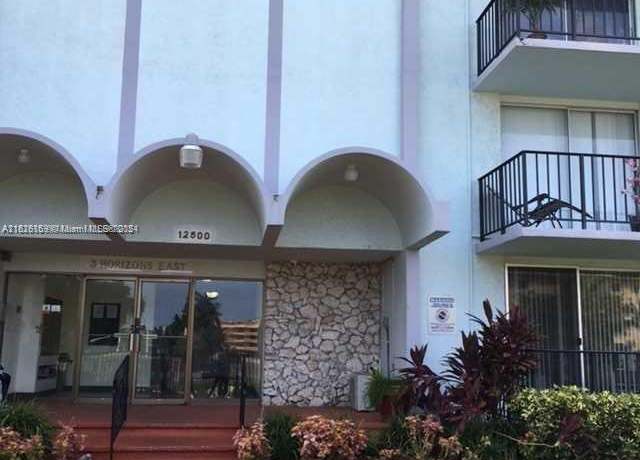 Property at 12500 NE 15 Ave #207, North Miami, FL 33161, 1 bed, 1 bath