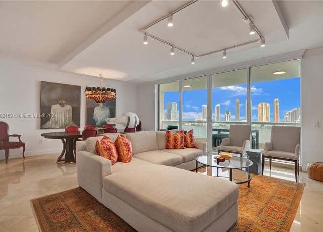 Property at 6000 Island Blvd #1707, Aventura, FL 33160, 3 beds, 3.5 baths