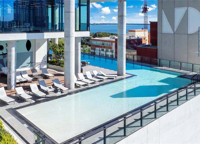 Property at 398 NE 5th St #2212, Miami, FL 33132, 1 bath