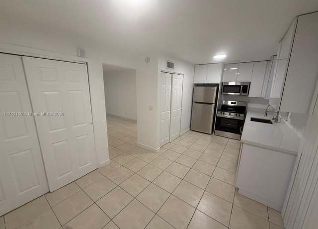 Property at 7501 Kimberly Blvd #102, North Lauderdale, FL 33068, 2 beds, 1.5 baths