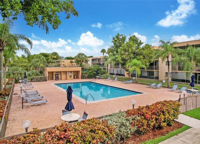 Property at 8401 SW 107th Ave Unit 214E, Miami, FL 33173, 2 beds, 2 baths