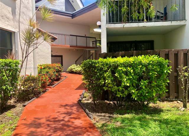 Property at 9429 Fontainebleau Blvd Unit 101-33, Miami, FL 33172, 2 beds, 2 baths