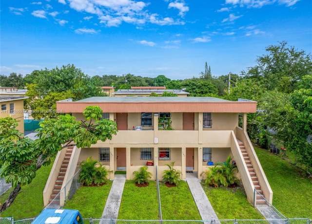 Property at 3245 NW 47th St, Miami, FL 33142, 20 beds, 10 baths