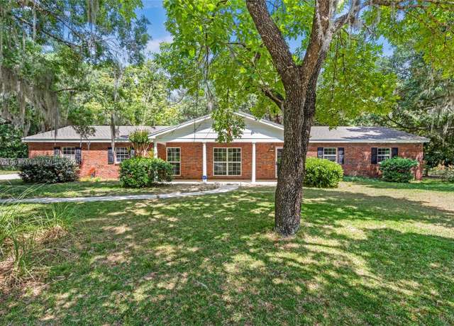 Property at 4925 SW 19th St, Gainesville, FL 32608, 3 beds, 2 baths