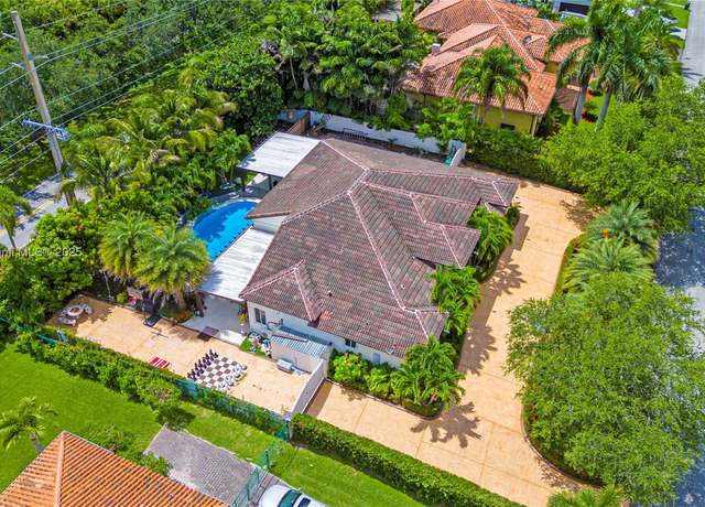 Property at 16601 SW 87th Ct, Palmetto Bay, FL 33157, 4 beds, 3 baths