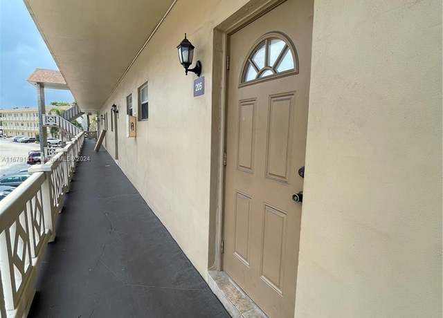 Property at Undisclosed address, Lauderdale Lakes, FL 33313, 1 bed, 1 bath