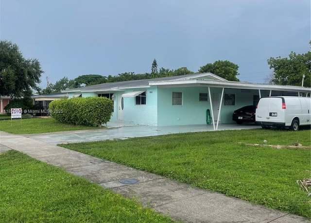 Property at 1841 SW 42nd Ter, Fort Lauderdale, FL 33317, 4 beds, 3 baths