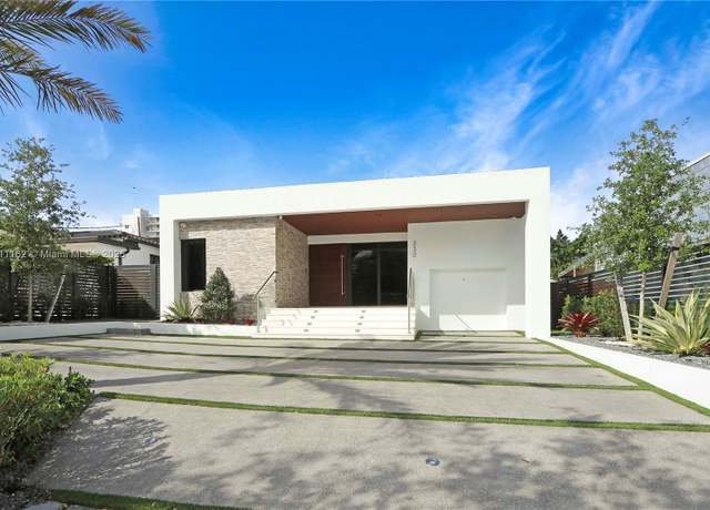 Property at 330 SW 19th Rd, Miami, FL 33129, 4 beds, 5 baths