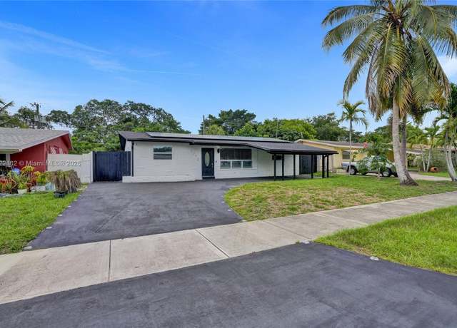 Property at 1772 SW 43rd Ave, Fort Lauderdale, FL 33317, 3 beds, 2 baths